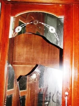 Tài sản của cán bộ bị phá...