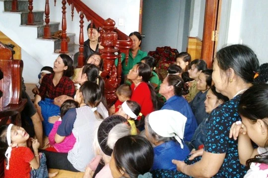 Người thân đau đớn trước trường hợp tử vong bất thường của anh Lãi.