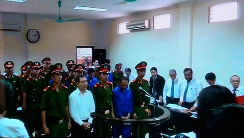 Phúc thẩm vụ án Dương Chí Dũng: Tòa tạm dừng vì có chứng cứ mới ảnh 8