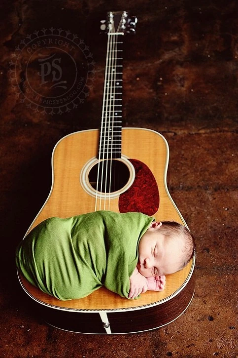 Những em bé sơ sinh lần đầu tiên lên hình ảnh 5