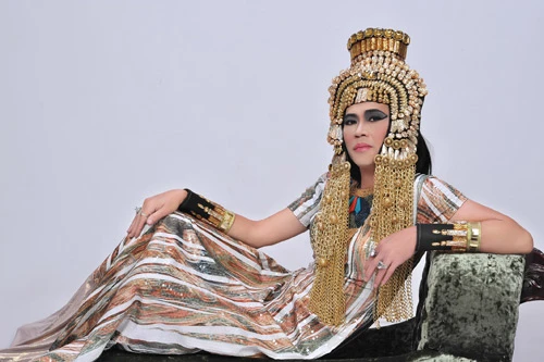 Hoài Linh: danh hài không có “đối thủ” trong showbiz Việt ảnh 8