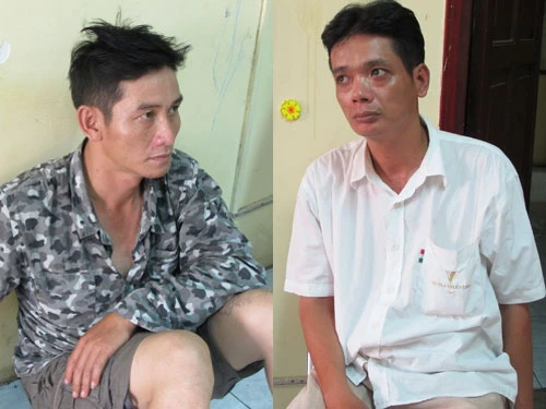 Đối tượng Liêm (bìa trái) và Trà tại cơ quan công an