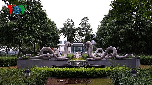 Hiện công viên đang mở cửa miễn phí cho du khách tham quan.