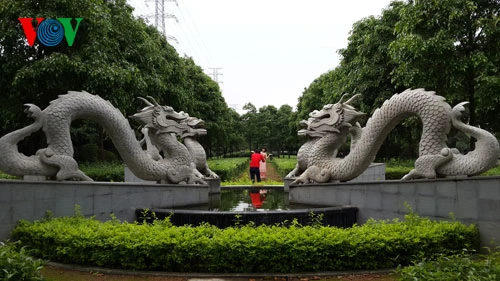 Đã có 1 số cụm công trình trang trí được xây dựng.