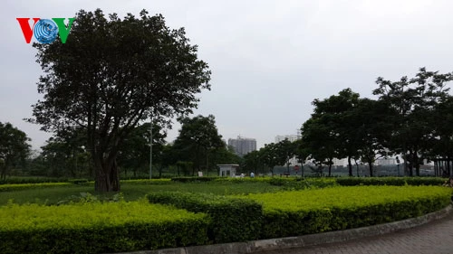 Hoang sơ như...công viên lớn nhất Hà Nội ảnh 16