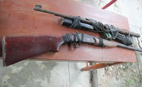 Súng tự chế "độc" chưa từng thấy ảnh 5