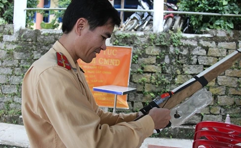 Súng tự chế "độc" chưa từng thấy ảnh 8