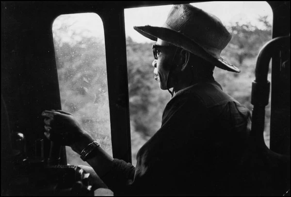 Cảnh mắc võng, nấu ăn cực hiếm trên chuyến tàu Sài Gòn - Nha Trang năm 1952 13