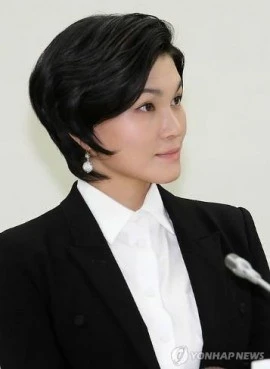 Chân dung 2 nữ tỷ phú xinh đẹp thừa kế tập đoàn Samsung 3