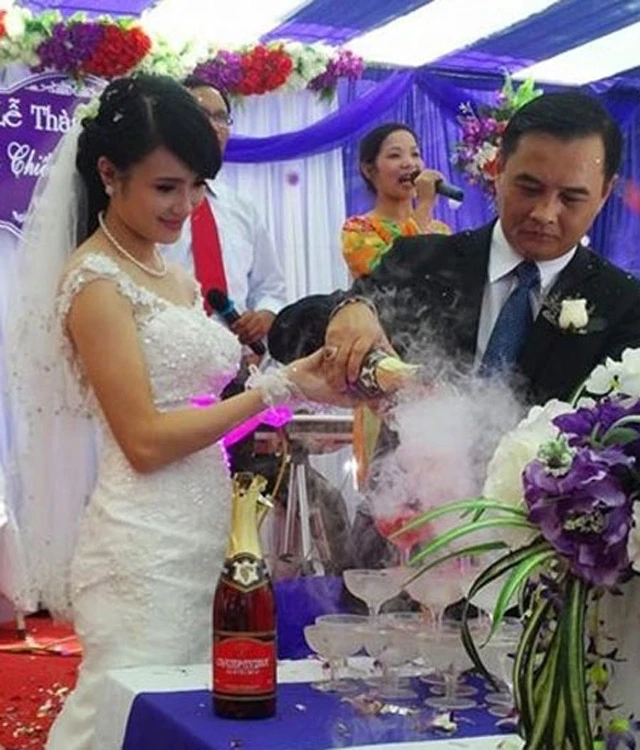 Lễ cưới được tổ chức vào ngày 6/7 vừa qua