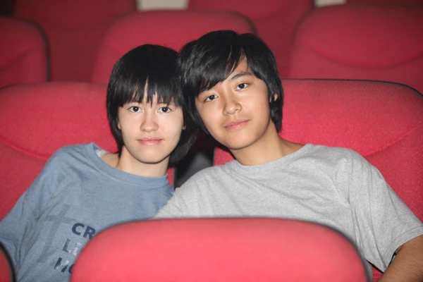 Hai con gái của Phương Thảo-Ngọc Lễ năng động với style tomboy ảnh 12 Hai con gái của Phương Thảo-Ngọc Lễ năng động với style tomboy ảnh 12