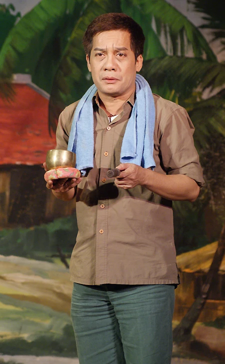 Nghệ sĩ hài Minh Nhí: đời có lúc giống Kép Tư Bền