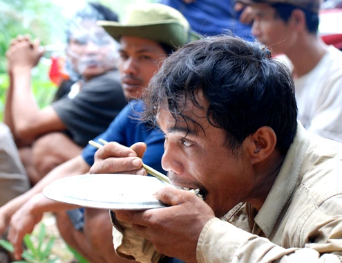 25-7-Anh-3-Rung-dong-con-khat-5813-9520-