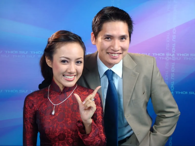 phóng viên ném điện thoại, MC, truyền hình, tại nan trên truyền hình