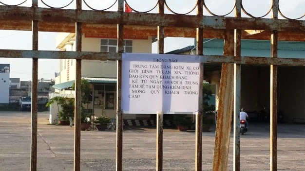 Sau khi tạm dừng hoạt động từ ngày 8-8 để thay nhân sự và lắp 2 dây chuyền kiểm định mới, Trung tâm đăng kiểm xe cơ giới Bình Thuận sẽ mở cửa trở lại vào ngày 4-9 - Ảnh: Nguyễn Nam