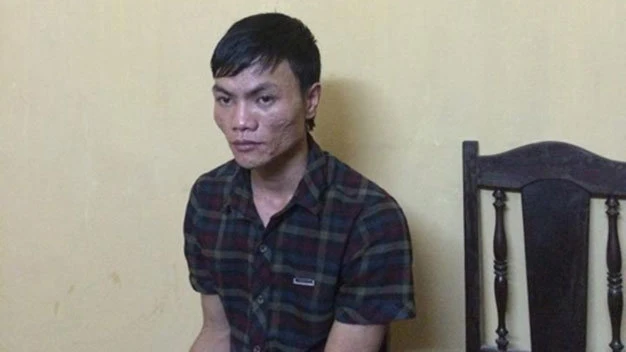 Nghi phạm Nguyễn Hữu Hảo tại Công an TP Thanh Hóa - Ảnh do Công an tỉnh Thanh Hóa cung cấp.