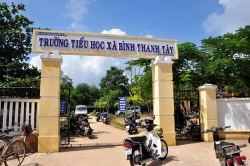 tiêm phòng, sốc, va81cxin, học sinh, y tế, quãng ngãi