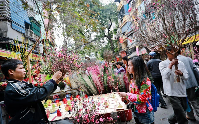 Kéo dài kỳ nghỉ lễ, Tết chỉ có lợi cho công chức, viên chức? ảnh 3