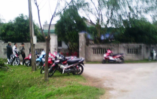 'Lỡ tay' đánh bố tử vong chỉ vì... con chó - 1