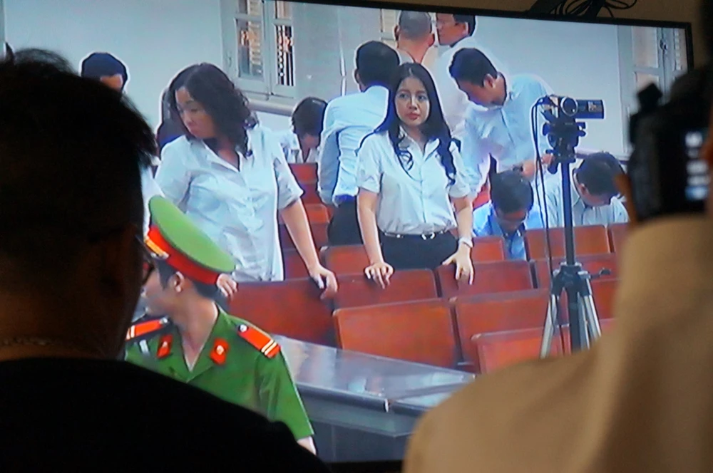 Những hình ảnh đặc biệt tại phiên sơ thẩm xét xử bầu Kiên ảnh 26