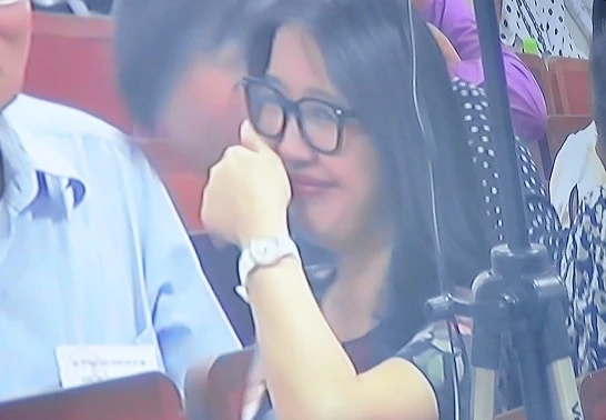 Nụ cười xinh đẹp của người phụ nữ bầu Kiên “cấm ai động đến“ ảnh 8