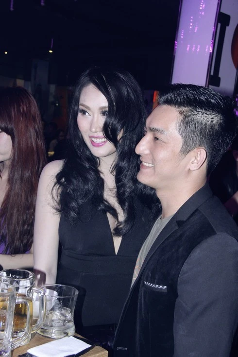 Phi Thanh Vân, teo mũi, biến chứng, phẫu thuật thẩm mỹ