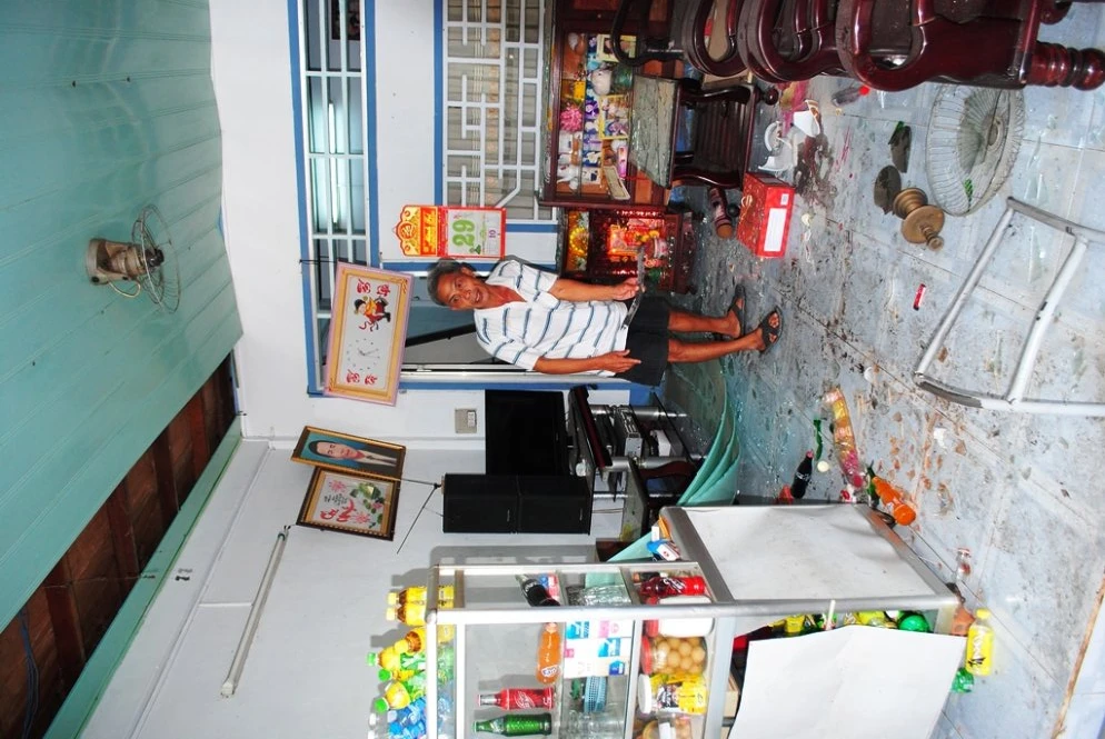 Ảnh ghi nhận tại hiện trường vụ nổ xe bồn- Ảnh:Đ.Triều