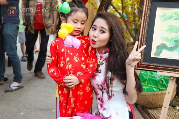 Sài Gòn tấp nập đến đường mai, phố ông đồ chụp ảnh ảnh 3