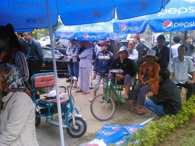 'Đồng chí Nguyễn Bá Thanh rất xứng đáng với tấm Huân chương của lòng dân' ảnh 3 'Đồng chí Nguyễn Bá Thanh rất xứng đáng với tấm Huân chương của lòng dân' ảnh 3