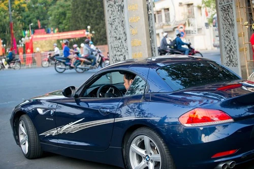 Ngọc Sơn sang trọng đưa mẹ đi chùa ngày cuối năm ảnh 10 - 10