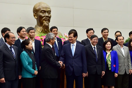 Thủ tướng yêu cầu Liên đoàn Lao động cùng “gỡ” tình trạng nợ lương