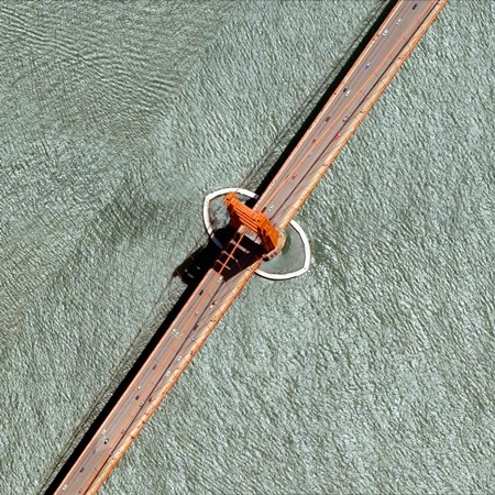 Núi Taranaki còn được biết tới với tên gọi khác là