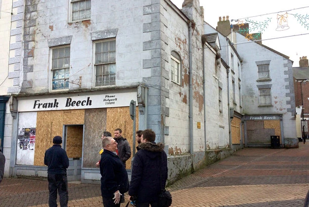 Mặt tiền cửa hàng Frank Beech đóng cửa từ năm 2009.