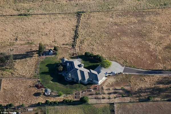 Ghé thăm những ốc đảo nhân tạo của đại gia Mỹ ảnh 16