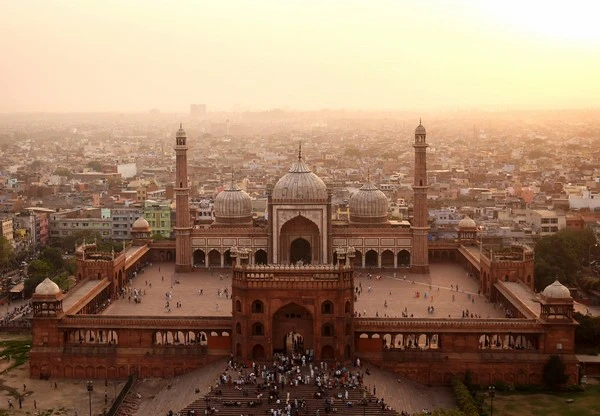 Chụp được ảnh nhà thờ nơi đang cất giữ trái tim của Chúa Jesus ảnh 15