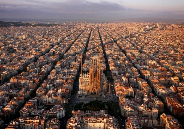 Chụp được ảnh nhà thờ nơi đang cất giữ trái tim của Chúa Jesus ảnh 4