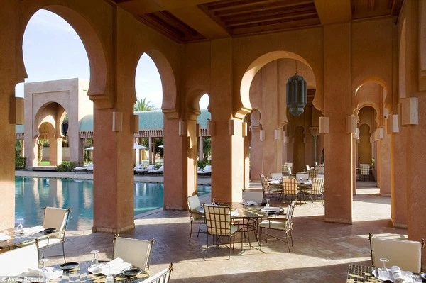 Chiêm ngưỡng nơi tổ chức sinh nhật đẹp như cung điện của David Beckham ảnh 3