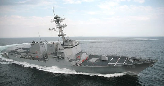 Tàu khu trục USS Farragut của Mỹ. Ảnh: US Navy