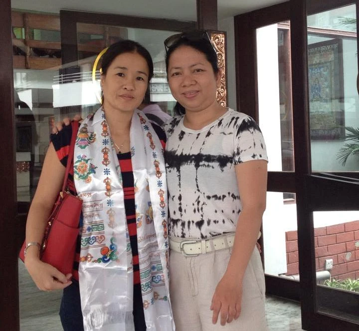 &nbsp;Chị Võ Thị Kim Cương (bên phải)