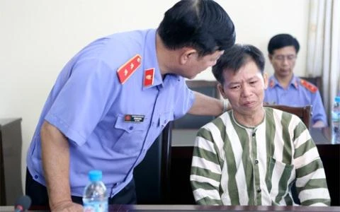 Bùng nổ tranh cãi ‘quy định quyền im lặng là diễn biến hòa bình, chống lại nhân dân’ ảnh 3