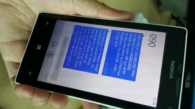 'Thượng đế' phát điên vì bị dội bom tin nhắn ảnh 5