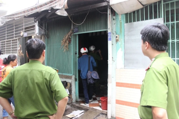 Cháy nhà khóa trái cửa, nhiều người dân hoảng loạn ảnh 3