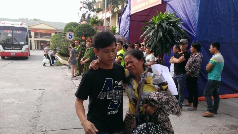 Chùm ảnh đặc xá 2015: Mừng vui ngày trở về ảnh 27