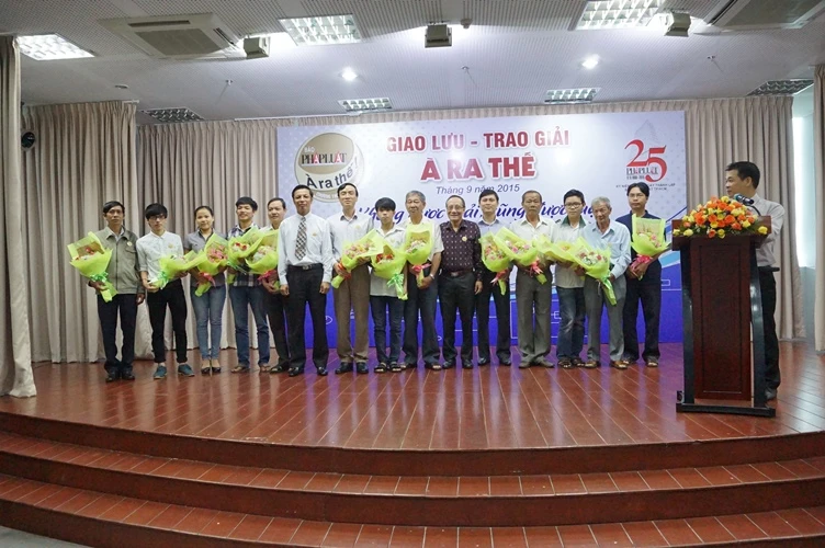 Trao giải À RA THẾ: Sôi nổi cãi nhau, cùng đưa pháp luật vào cuộc sống ảnh 5 Trao giải À RA THẾ: Sôi nổi cãi nhau, cùng đưa pháp luật vào cuộc sống ảnh 5