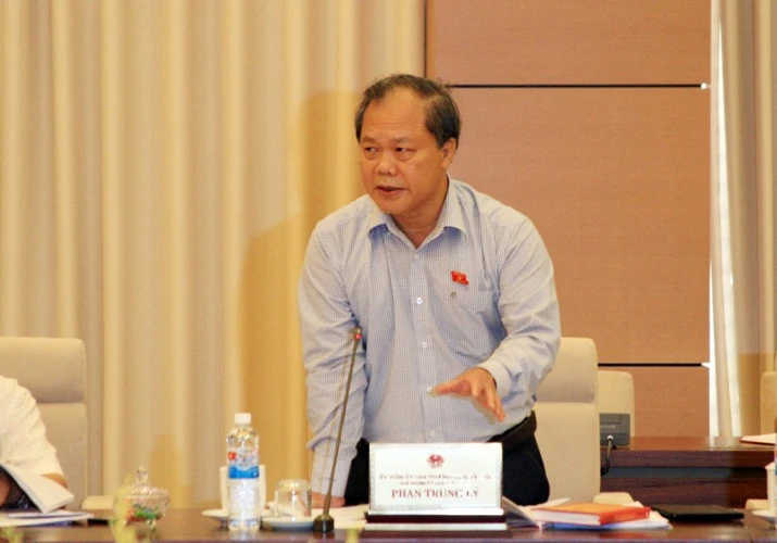 Cán bộ, công chức không được tham gia các tổ chức phi chính phủ ảnh 1