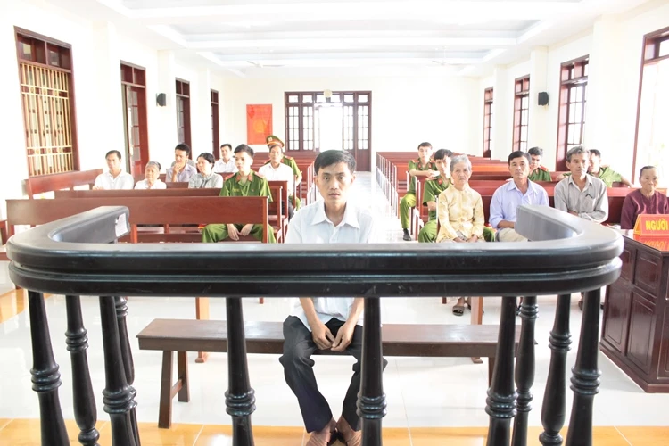 Lại hoãn xử phúc thẩm vụ ‘Bắt trói kẻ trộm bị khởi tố’ ảnh 2