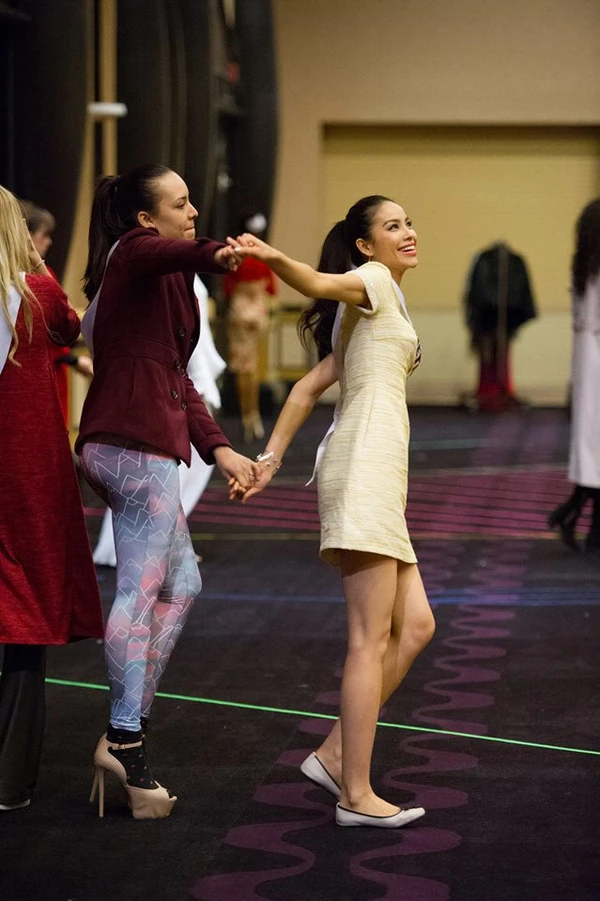 Gây sốt truyền thông, Phạm Hương được quản lý tài khoản instagram Hoa hậu Hoàn vũ - Ảnh 8.