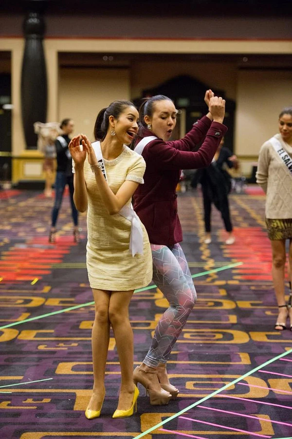 Gây sốt truyền thông, Phạm Hương được quản lý tài khoản instagram Hoa hậu Hoàn vũ - Ảnh 12.