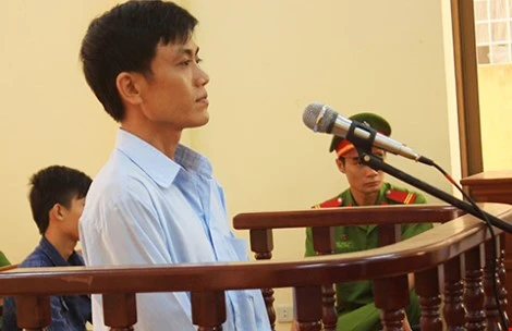 Trộm vào nhà thì phải mời trà?! ảnh 1