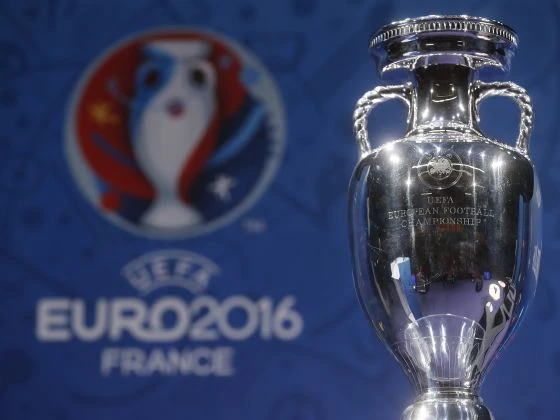 Nhiều trận VCK Euro có thể khóa kín cổng vì... khủng bố ảnh 1